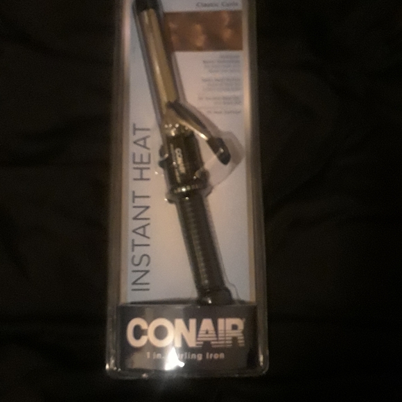 Conair curling iron - Picture 2 of 3